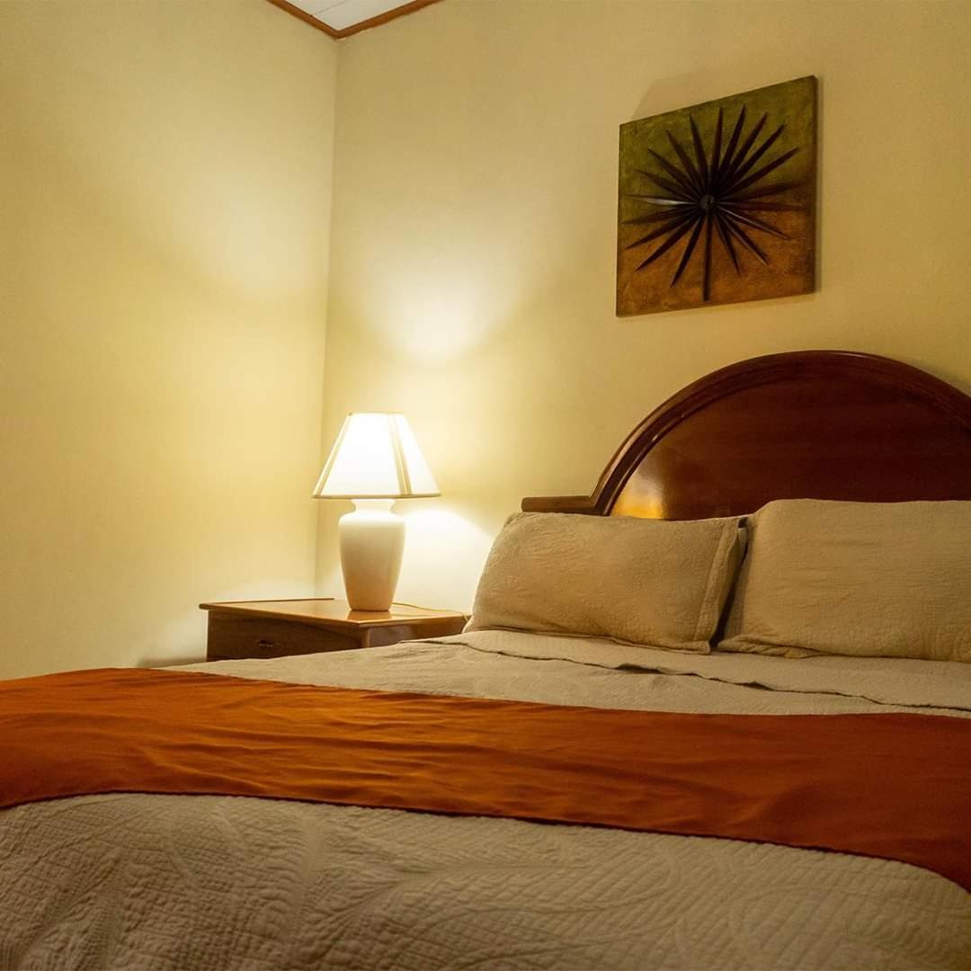 Apart Hotel Acuarious de Luis Estelí Extérieur photo