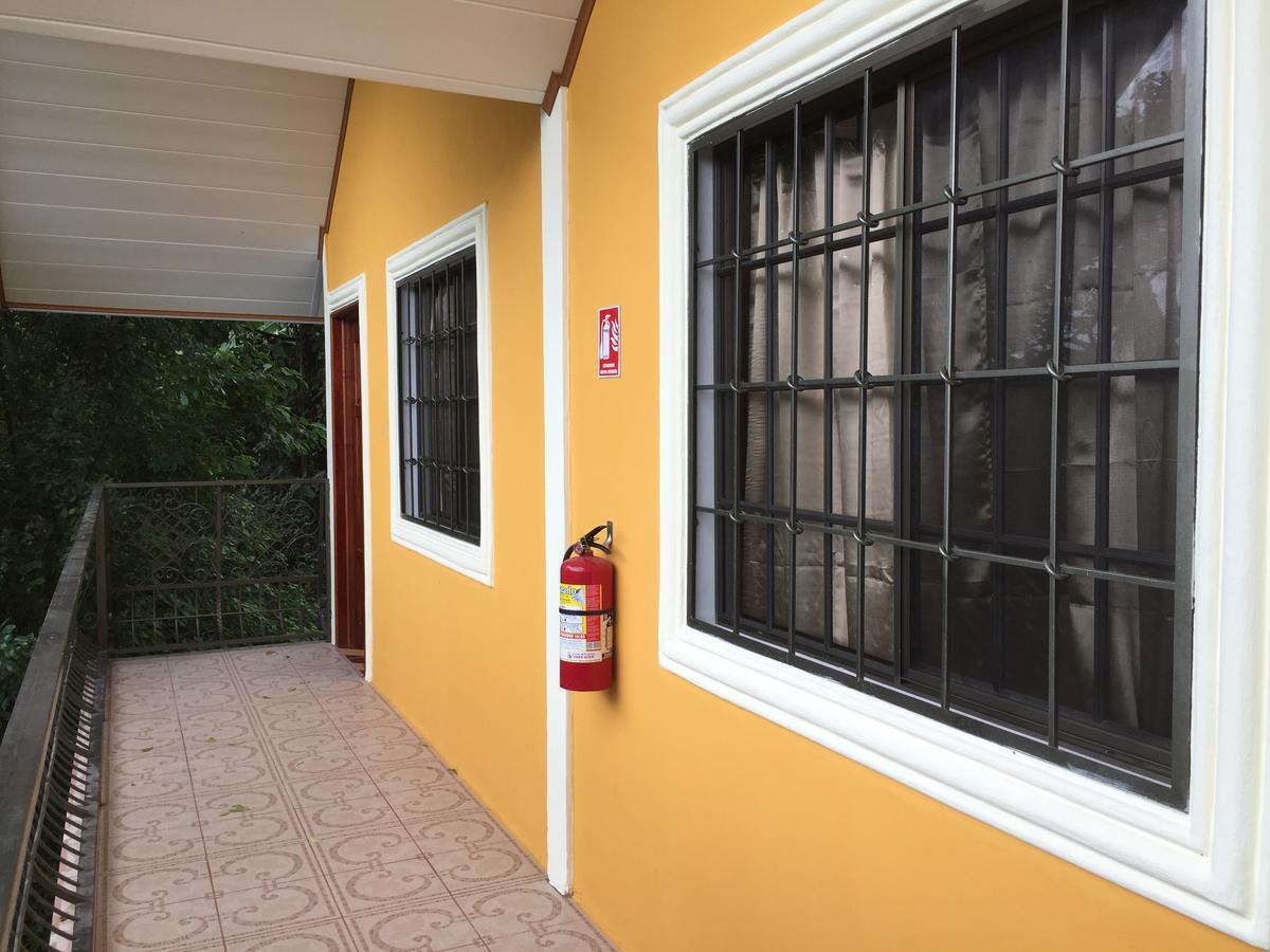 Apart Hotel Acuarious de Luis Estelí Extérieur photo