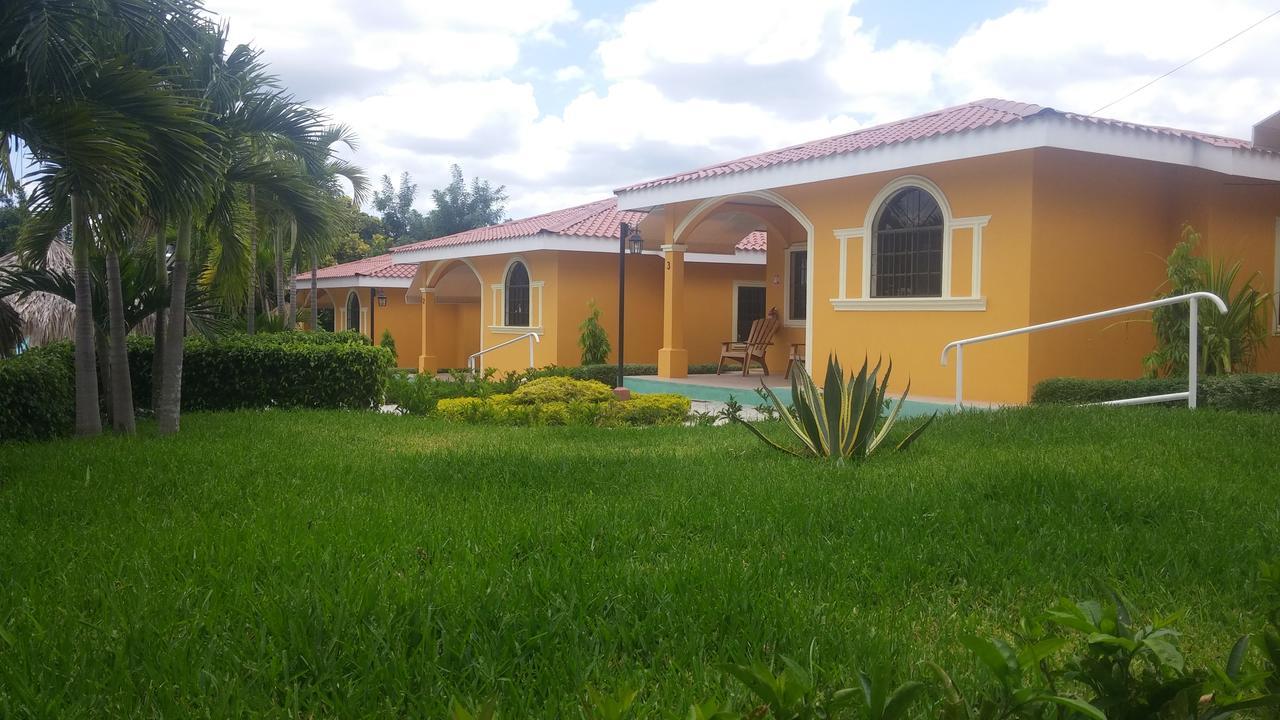 Apart Hotel Acuarious de Luis Estelí Extérieur photo