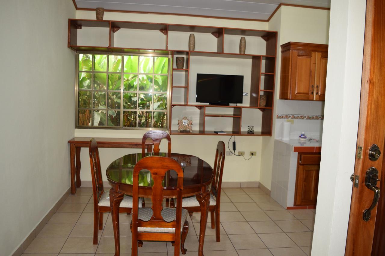 Apart Hotel Acuarious de Luis Estelí Extérieur photo