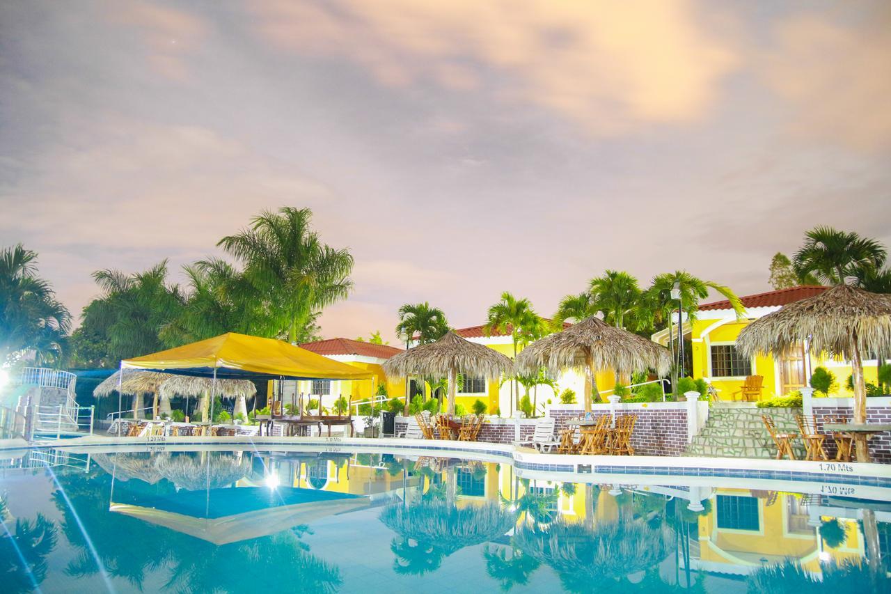 Apart Hotel Acuarious de Luis Estelí Extérieur photo